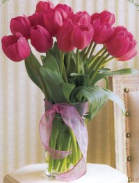 tulips_Valentine's Day flower arrangments